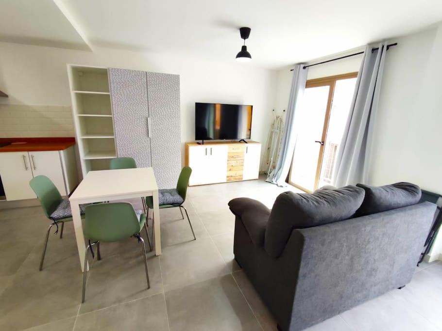 Apartament Near The Ocean In Playa San Juan Екстер'єр фото