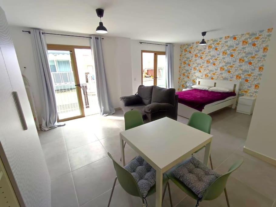 Apartament Near The Ocean In Playa San Juan Екстер'єр фото